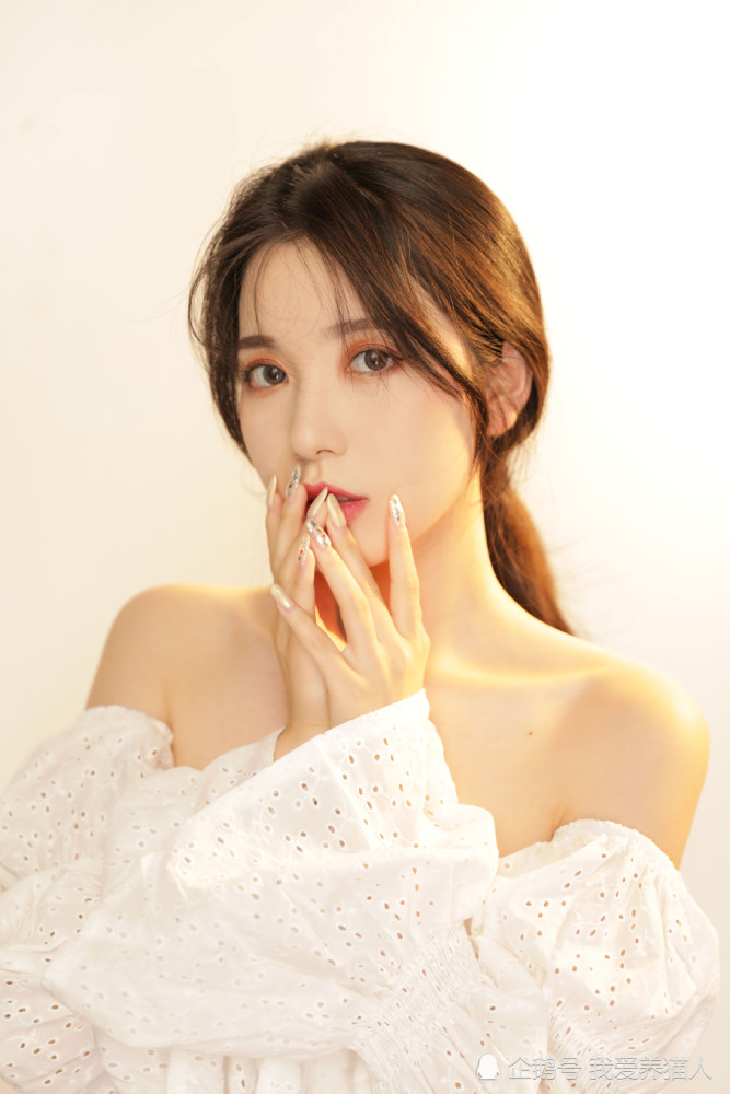 长发及腰,仙气飘飘