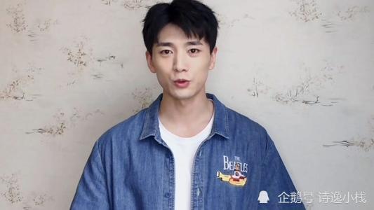 快本站稳了朋友|《快本站稳了朋友》，黄明昊大概是胜出的最令人信服的“在笑生”