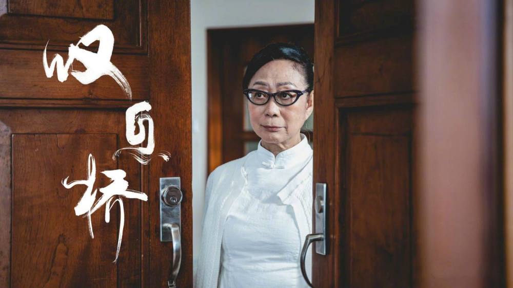 tvb|胡杏儿抛弃捧红自己的娘家TVB，反骨倒戈帮对家电视台争收视