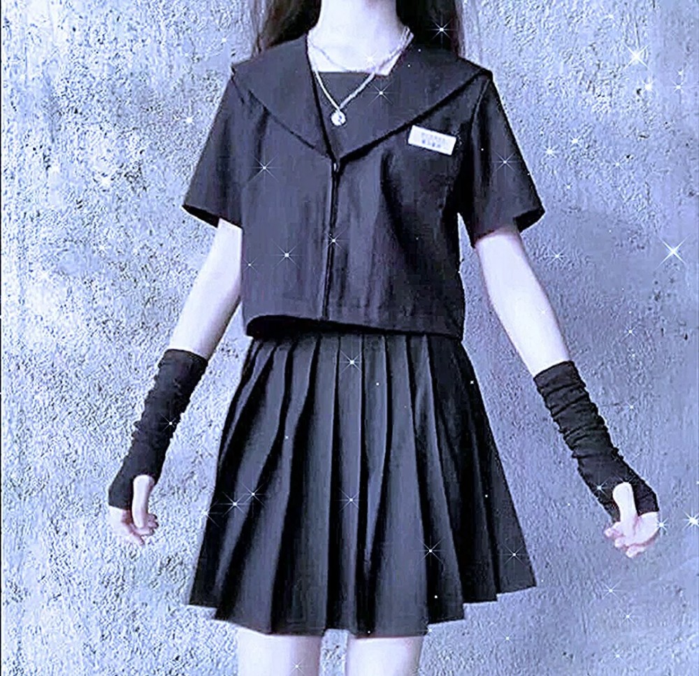 不露脸黑色女生头像/我不知道什么是年少轻狂只知道胜者为王