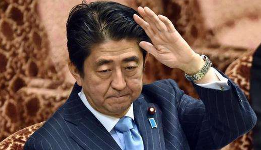 元气大伤 日本首相安倍晋三辞职了 文在寅 快结束了 安倍晋三 文在寅 日本 时政 韩国 时政