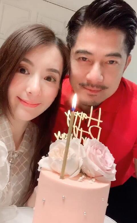 郭富城|方媛凌晨12点与郭富城外出夜跑，两夫妻深夜互动超恩爱