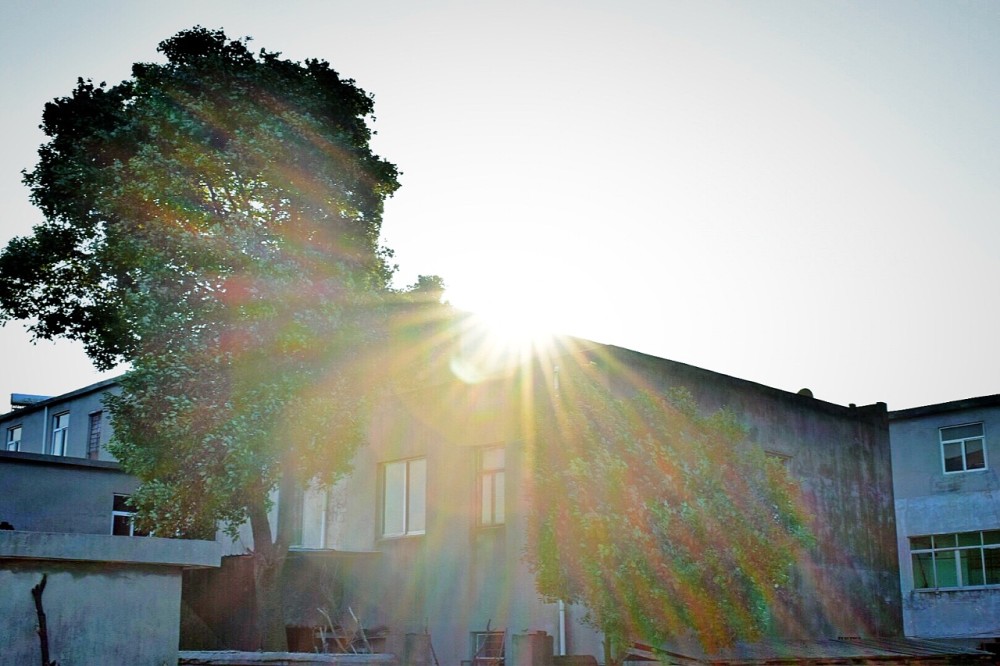 宇宙|太阳光那么强烈，它能够照亮宇宙边缘吗？看完涨知识了