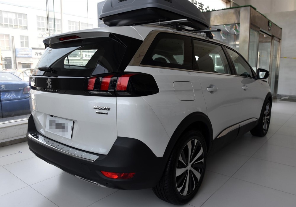 2021款标致5008亮相16t8at预售18万比汉兰达霸气