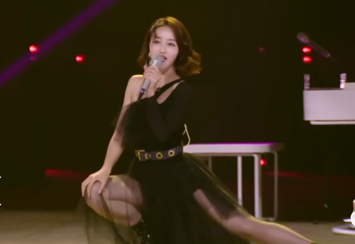 蓝盈莹|蓝盈莹被黑得这么惨，为何只能陪跑？