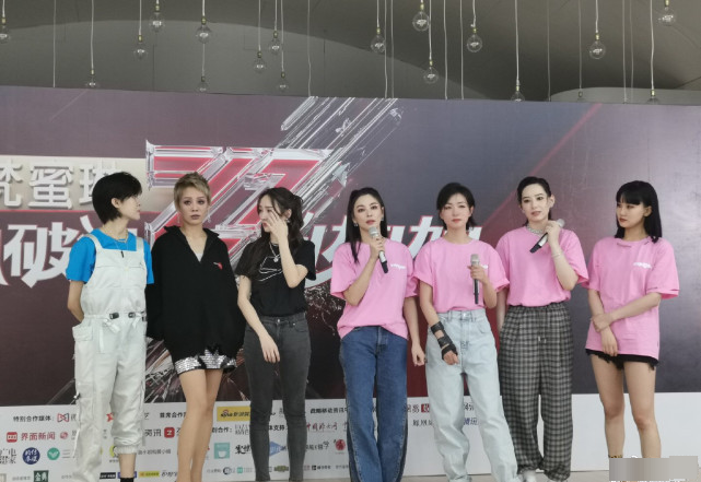 宁静|万茜回应点赞宁静黑评：被盗号，此前伊能静、黄龄也曾内涵宁静