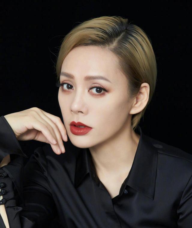 浪姐|《浪姐》两团拼一团，宁静霸气回怼黄龄，到底谁是多余的？