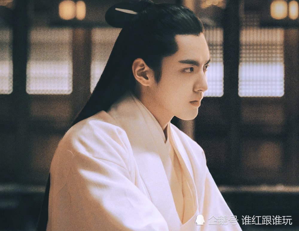 吴亦凡|吴亦凡稳中求进，李易峰回头演古偶！四大成功转型的，确实只有他