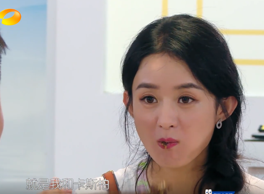 赵丽颖|两位帮厨要走，赵丽颖瞬间崩溃大哭，弹幕里的网友请自重