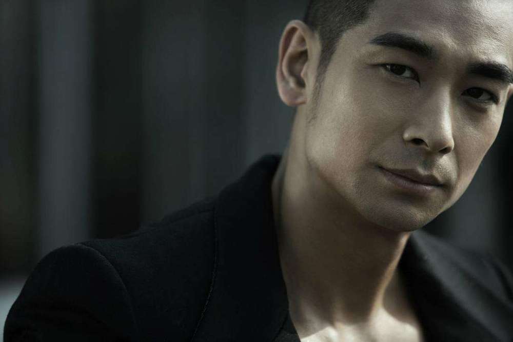 赵文卓|受香港电影圈排挤后，赵文卓追随吴京的脚步，自导自演的新片杀青