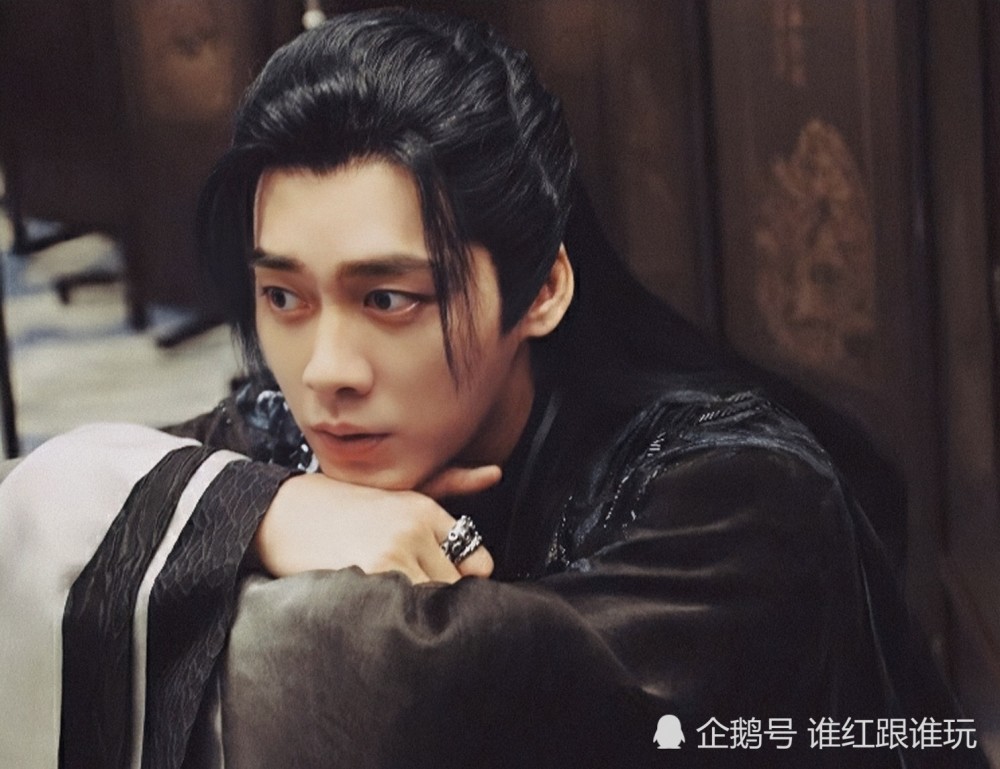吴亦凡|吴亦凡稳中求进，李易峰回头演古偶！四大成功转型的，确实只有他