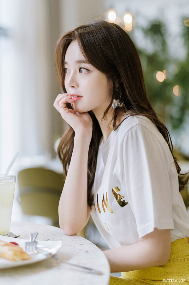 金信英不规则下摆鱼尾裙这姑凉爱笑