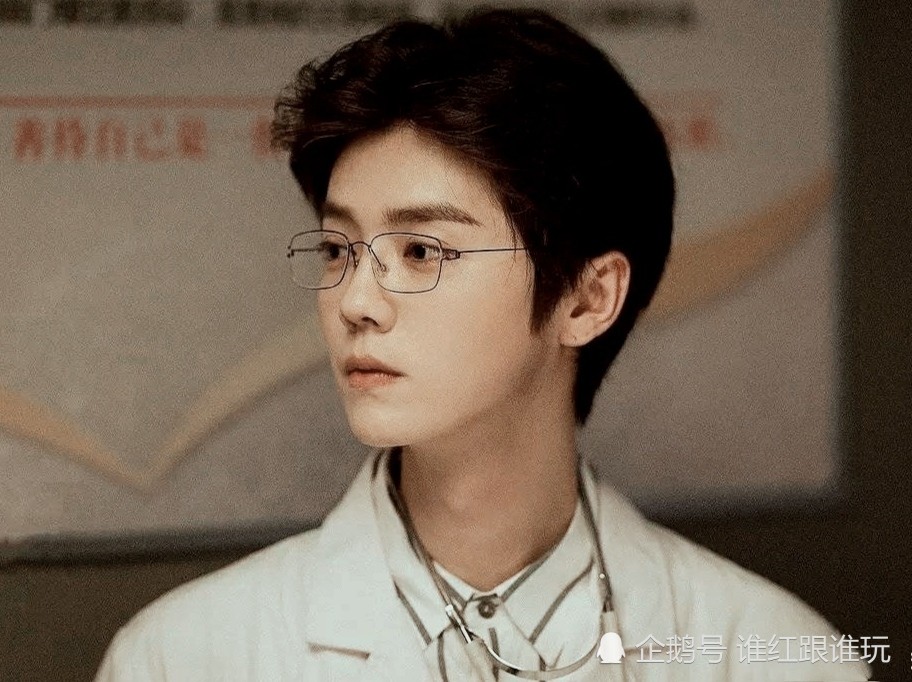 吴亦凡|吴亦凡稳中求进，李易峰回头演古偶！四大成功转型的，确实只有他