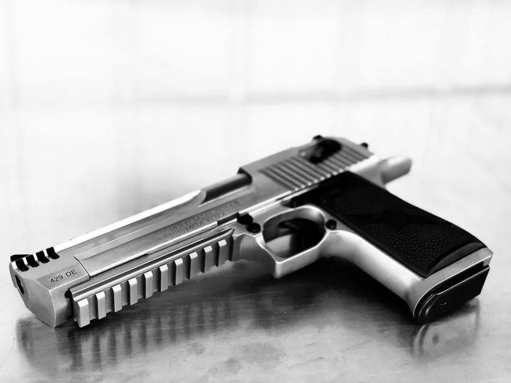 它是人称手枪中的虎王坦克,但至今没有一支军队敢采购