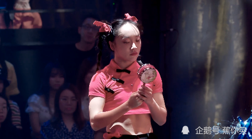 张艺兴|张艺兴团战排名垫底，拨浪鼓创意值得品味，街舞评审没有看懂