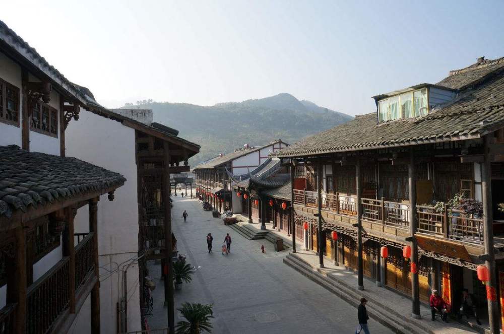 四川一座有着1700多年历史的古镇,历来是商贾云集之地,是4a景区