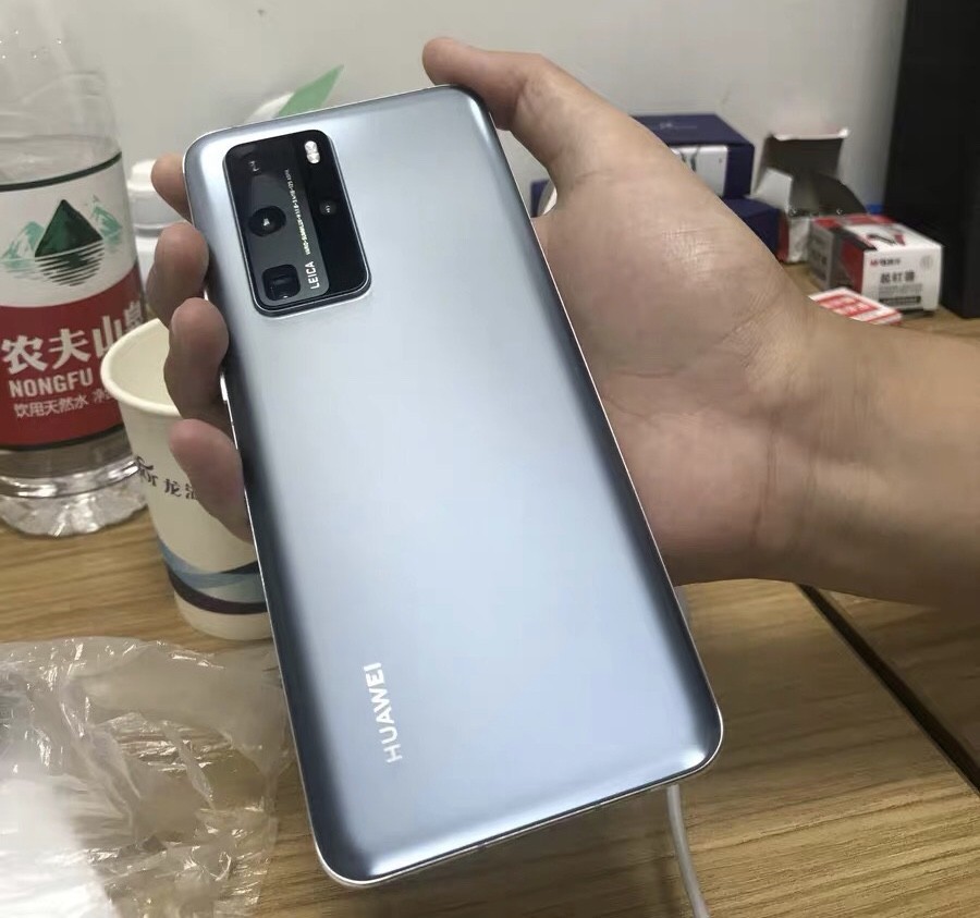 从苹果xsmax换成p40pro,三个月前直呼给力,三个月后我后悔了