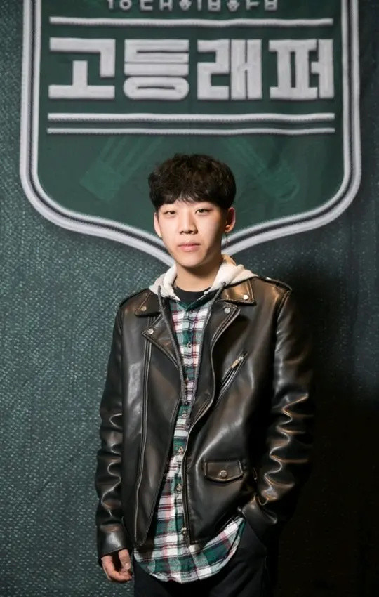 韩国人气rapper上传不雅照,我的眼睛有被伤到