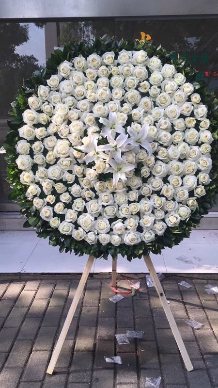 葬礼用花有什么讲究如何正确选择葬礼鲜花