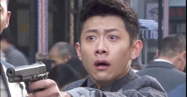 其实张一山出道以后的作品很多,无论是影视剧还是电影,可惜知名度都没