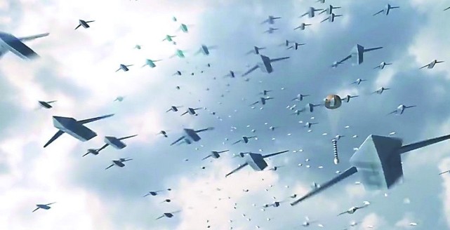 "超级蜂群"战术:万架无人机一起出动,或被定性为准核武器