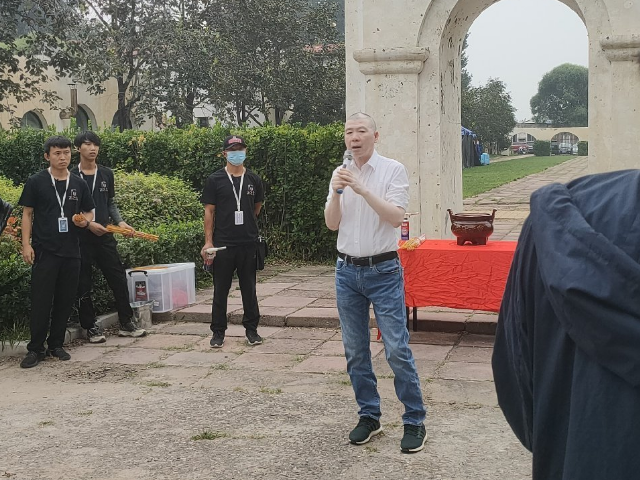 乘风破浪的姐姐|浪姐虽未出道，蓝盈莹金晨新剧来袭，冯小刚执导阵容强大