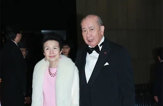 朱玲玲|她是翻版朱玲玲，出身豪门又嫁名门，离婚后二嫁豪门太传奇