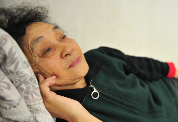 大姑姐做生意血本无归,婆婆却让儿媳拿钱,女子:离婚!