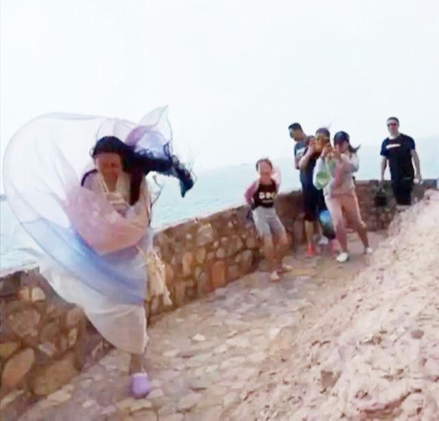 汉服|都说汉服自带仙气，为啥我看到的都“妖气十足”？充满廉价感