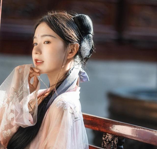 汉服|都说汉服自带仙气，为啥我看到的都“妖气十足”？充满廉价感
