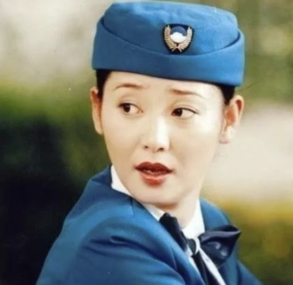 冯小刚|冯小刚二婚娶了徐帆后，前妻张娣过得怎么样了？