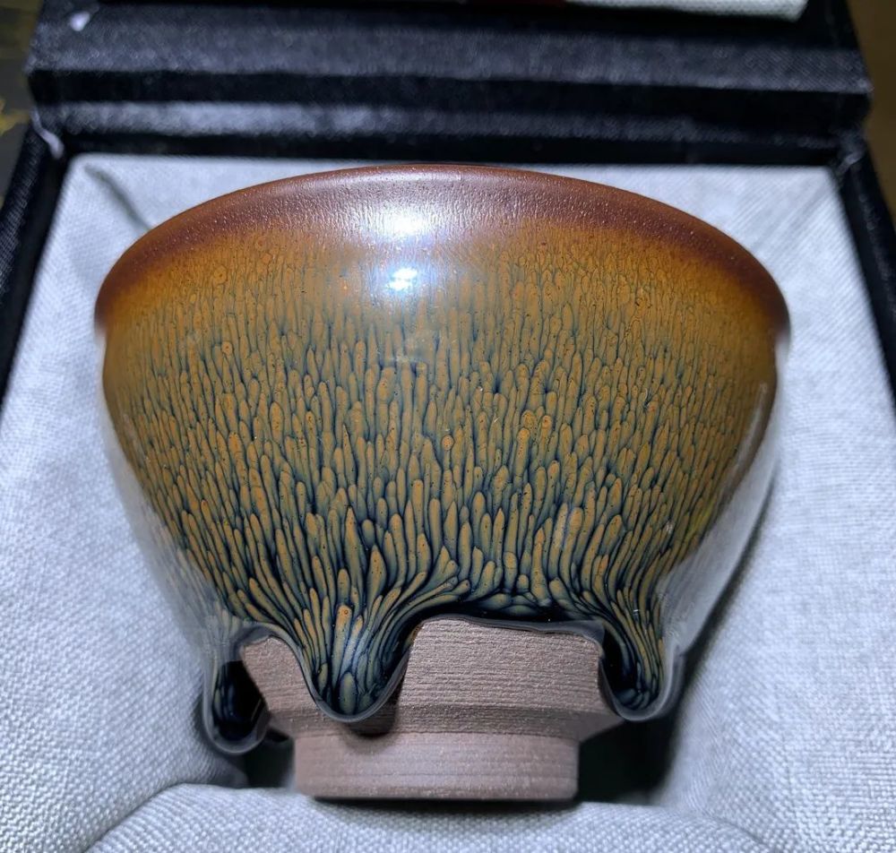 建盏|建盏重金属含量那么高，拿来喝茶会中毒吗？