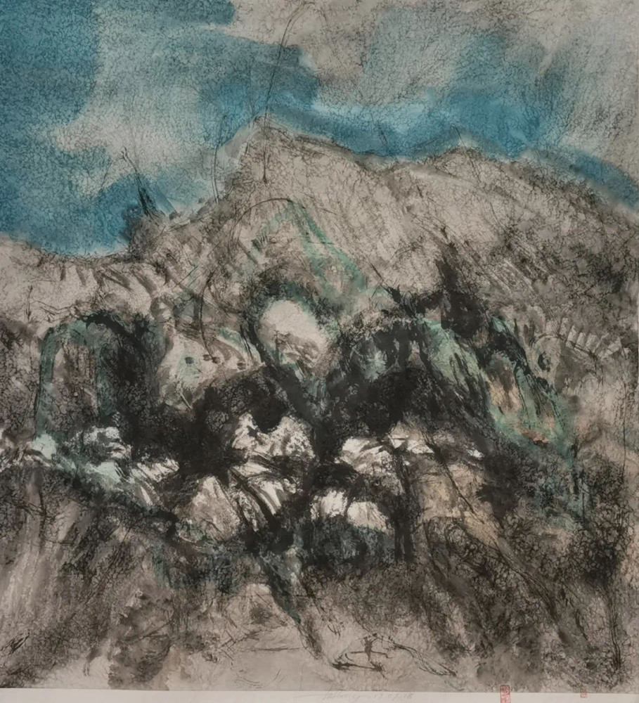 吕嵘|蓝灰的色彩基调背后，是艺术家对生命、心灵、世界和文化的独特理解