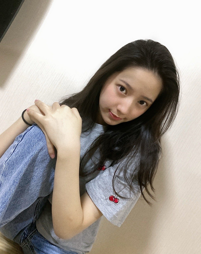 欧阳娣娣要出道接演于正新戏看清生图与欧阳娜娜相差太远