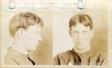 不凡事迹却被改编成电影,名留青史|罗伯特·斯特劳德|恶魔鸟人|监狱