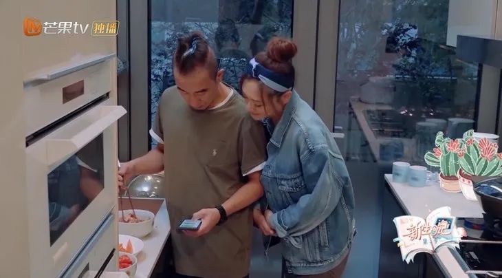 陈小春|家庭煮夫陈小春的“第四次翻红”，是被应采儿逼出来的