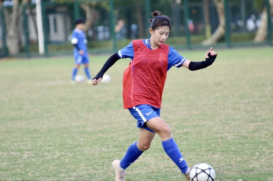 当年美少女球员熊熙退役让中国足协挨骂无数现在她怎么样了
