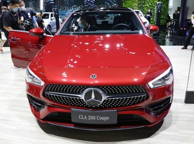 奔驰cla采用轿跑式设计车身风格炫酷拉风双动力组合可供选择