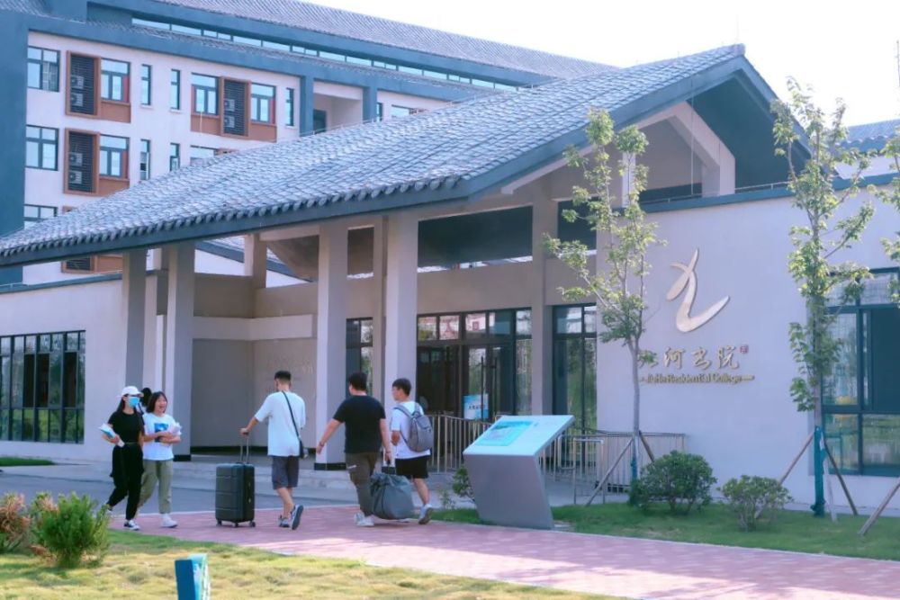 乘风破浪的大二学长们!