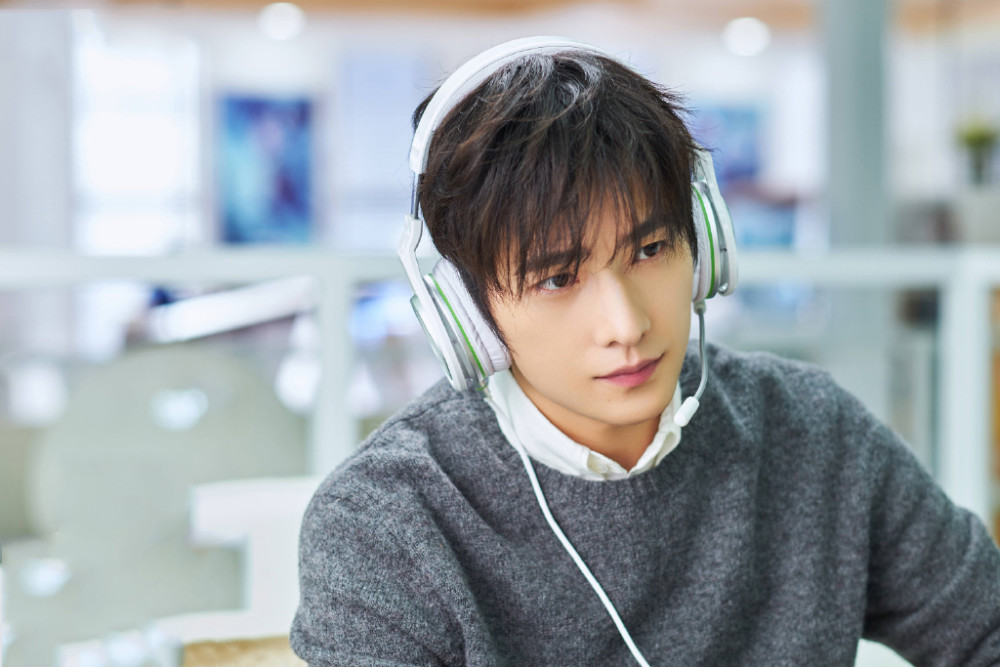 全职高手|继《全职高手》之后，杨洋再演电竞剧，女主角是90后金鹰女神