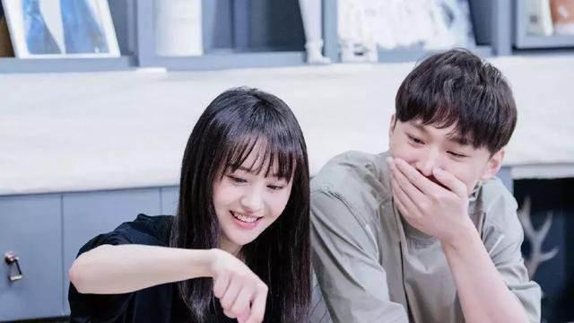 郑爽|郑爽前男友有新欢？张恒被限制消费，发文又秒删耐人寻味