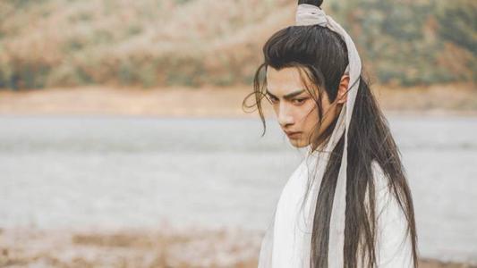 香蜜沉沉烬如霜|他才是《香蜜》润玉第一人选，因档期排不开辞演，意外成就罗云熙