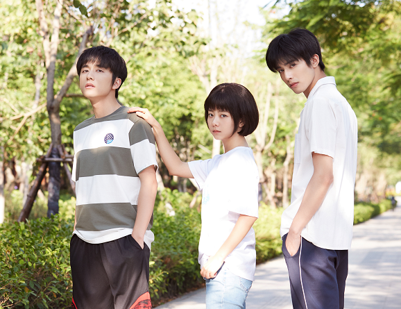 以家人之名|《以家人之名》大结局，众主演发文告别，谭松韵：李尖尖治愈着我