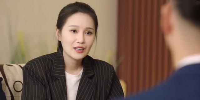 赵本山|赵本山的四个孩子：球球成网红，赵玉芳已嫁人，大儿子已去世26年