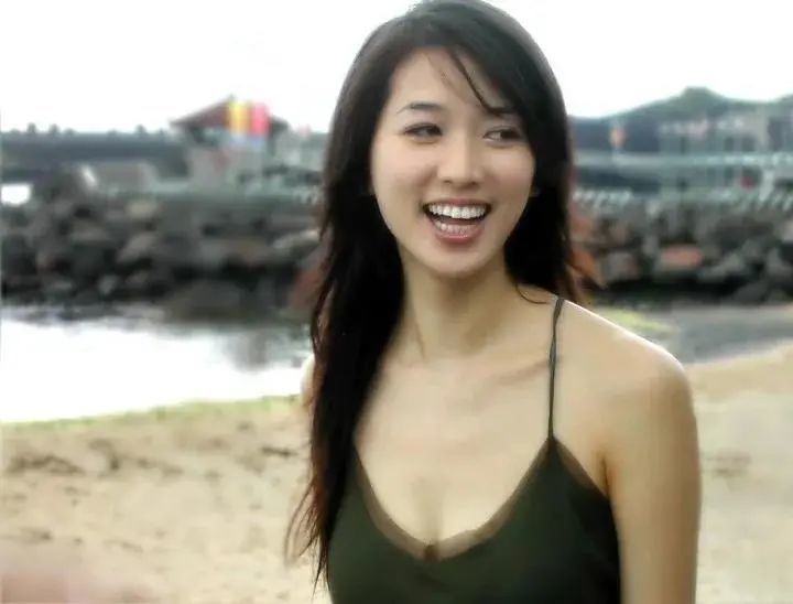 林志玲|46岁林志玲婚后样貌大变，竟被群嘲油腻？网友：完全认不出来…