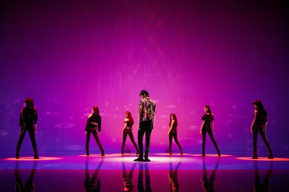 蔡徐坤|蔡徐坤真“人间妄想”！五分钟涨粉六万，露面即吸粉定律诚不欺我