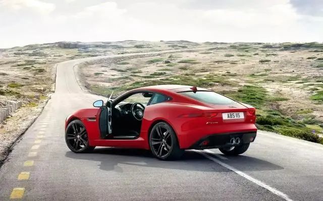 年少有为的你怎么用50万圆跑车梦