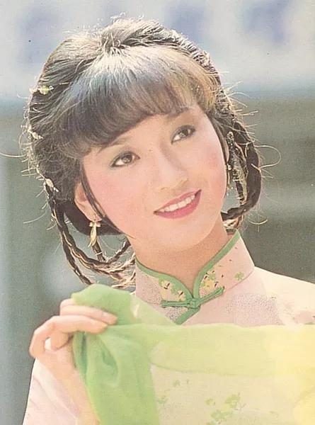 谢嘉怡|港姐50年，从赵雅芝到谢嘉怡，美丽依旧热度不减