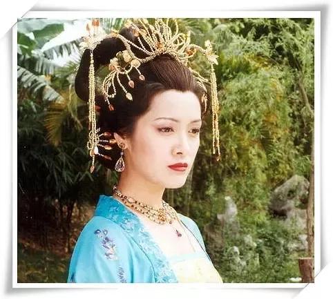 谢嘉怡|港姐50年，从赵雅芝到谢嘉怡，美丽依旧热度不减