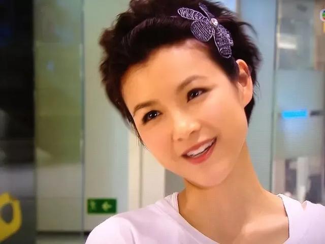 谢嘉怡|港姐50年，从赵雅芝到谢嘉怡，美丽依旧热度不减